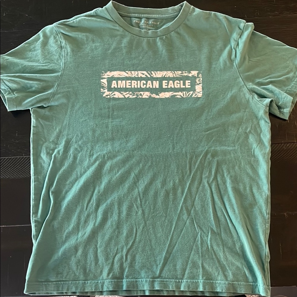 American Eagle Outfitters Graphic Tee